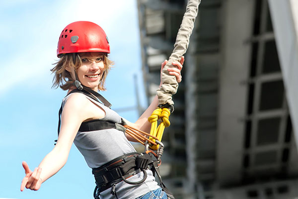 Skok na bungee jako prezent dla dziewczyny